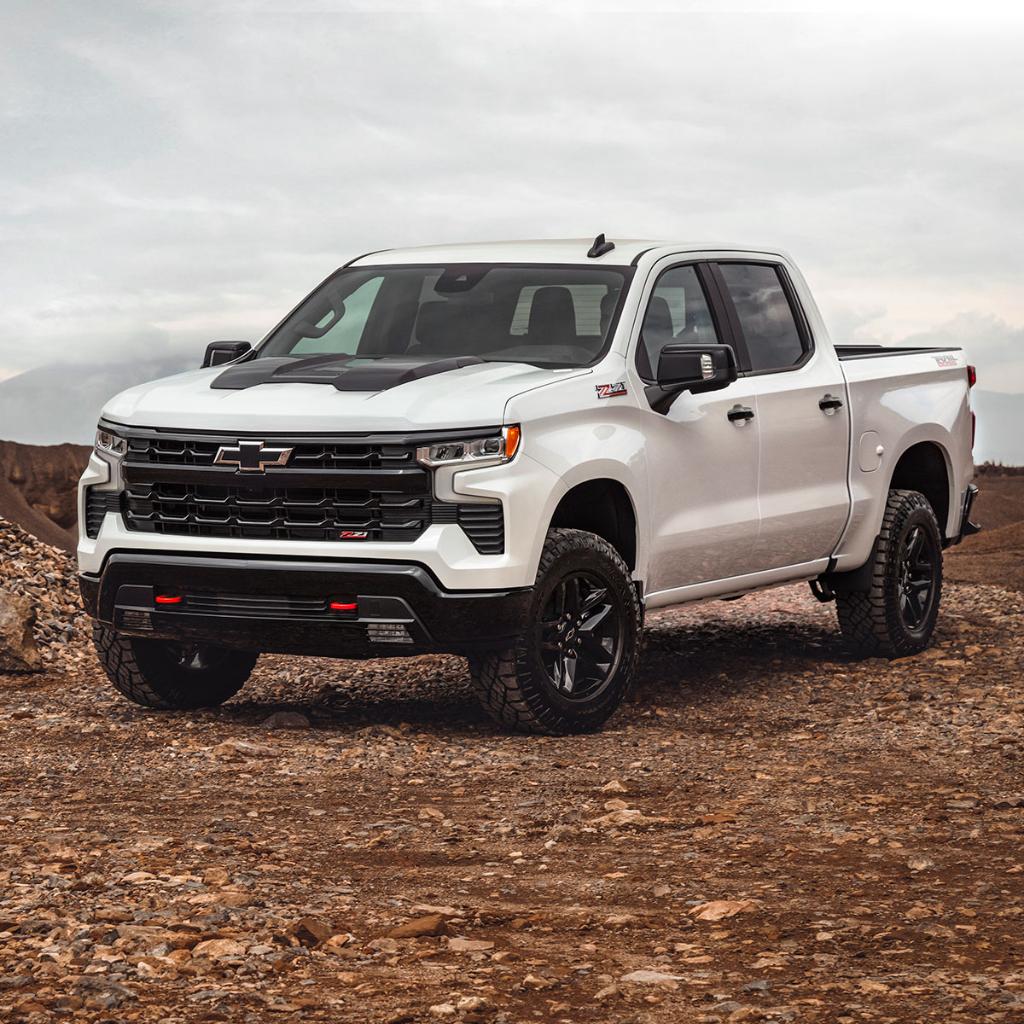 CHEVROLET SILVERADO 2023 - Estrenando Carro